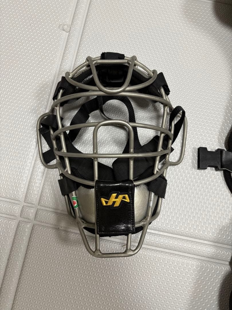 フリーヘイト ハタケヤマ　一般軟式用キャッチャー防具　シルバー　値下げ