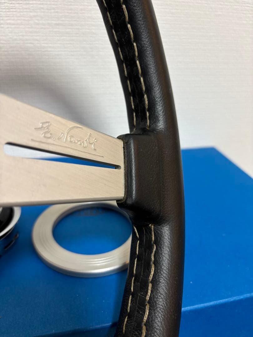 NARDI CLASSIC ブラックレザー＆シルバースポークステアリング 本体