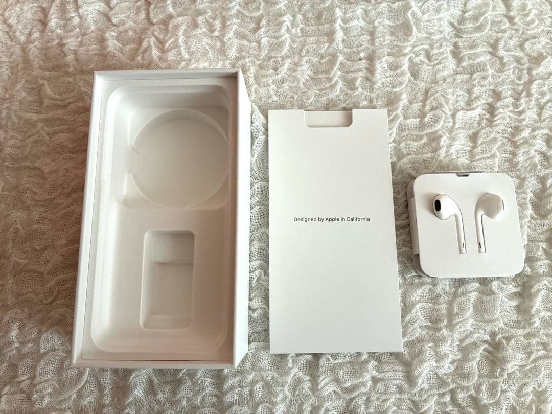 Apple iPhone SE (第2世代) ホワイト ジャンク 箱あり