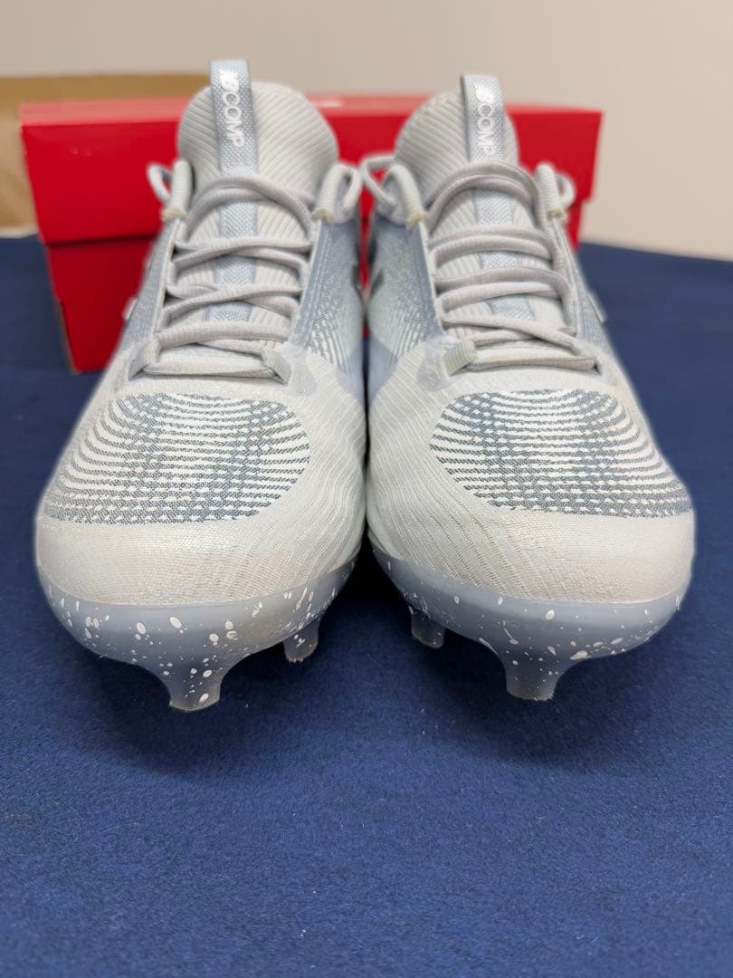 ニューバランス野球スパイク27.0㌢グレー