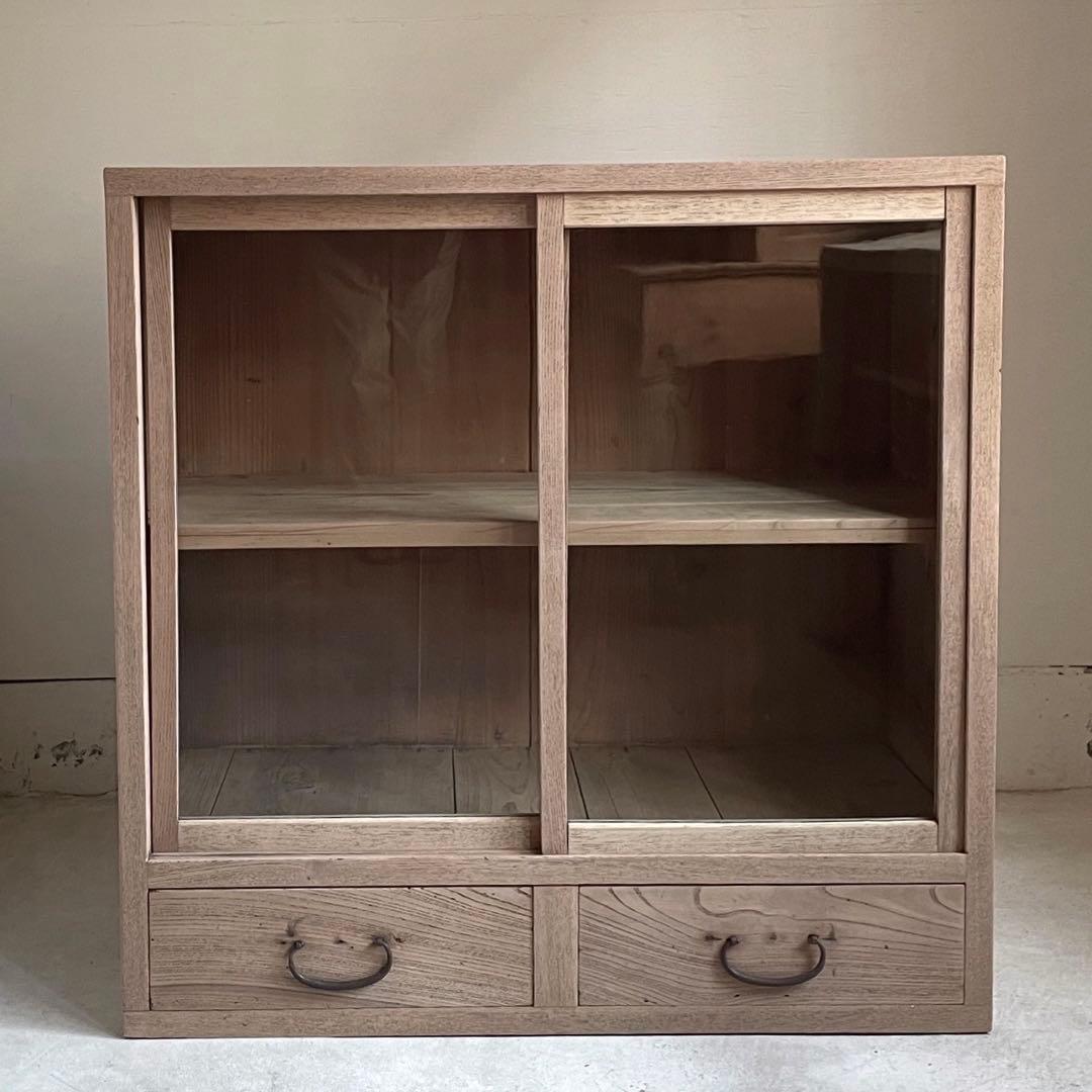 古いガラス戸棚　水屋箪笥　レトロ　食器棚　アンティーク　古道具