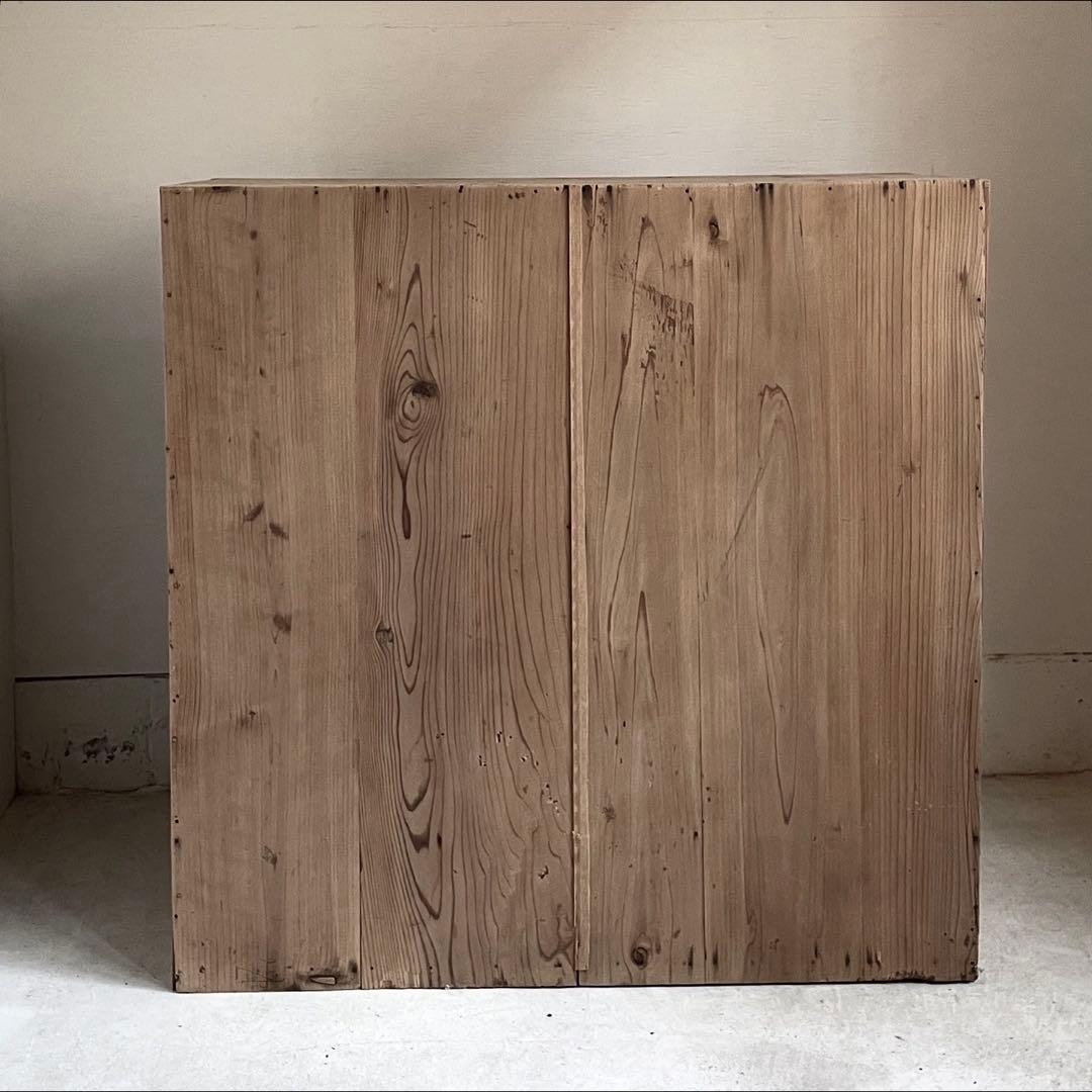 古いガラス戸棚　水屋箪笥　レトロ　食器棚　アンティーク　古道具