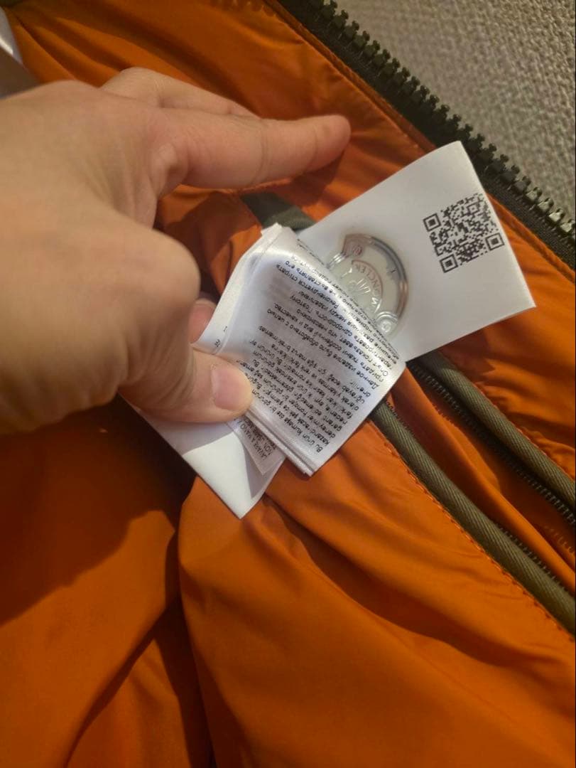 ダウンジャケット オリーブグリーン