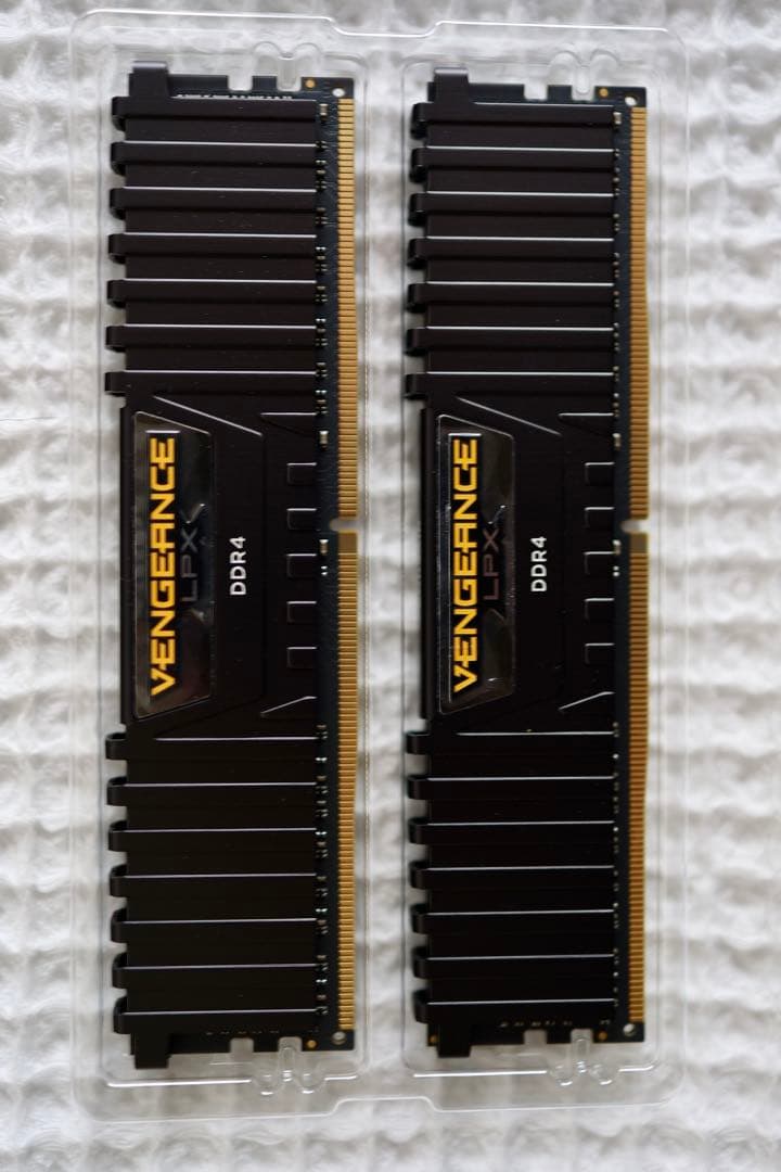 メモリー CORSAIR VENGEANCE LPX DDR4 32GB 3600MHz