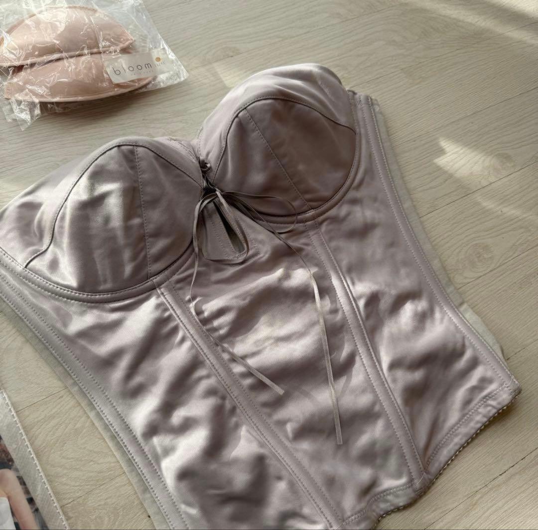 bridal bloom ブライダルインナー ビスチェ F70