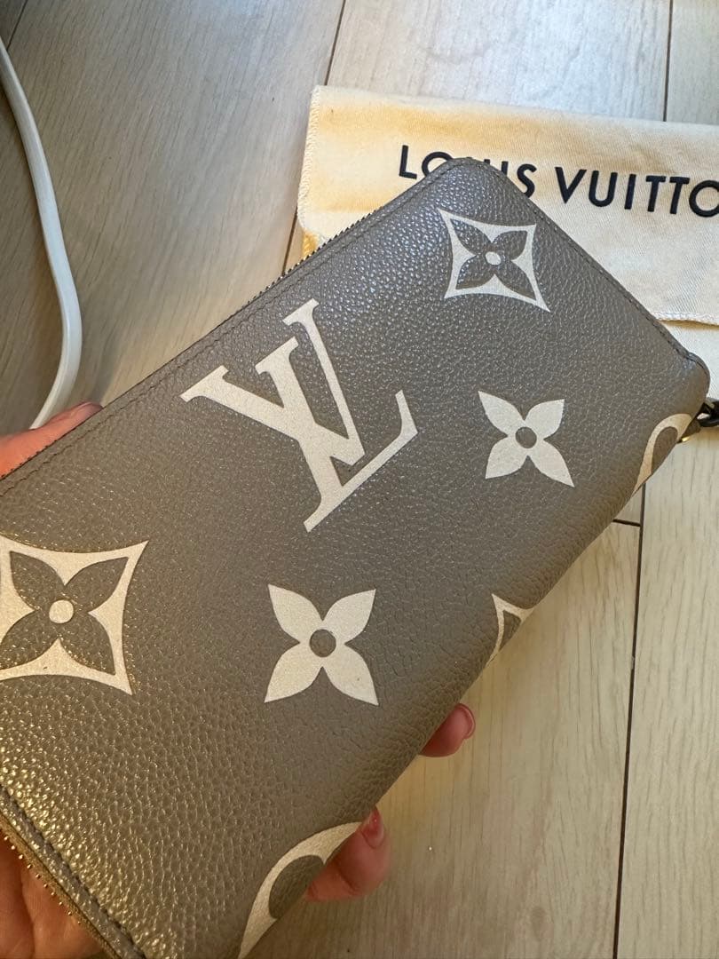 69000円→60000円⭐︎ルイヴィトン　長財布