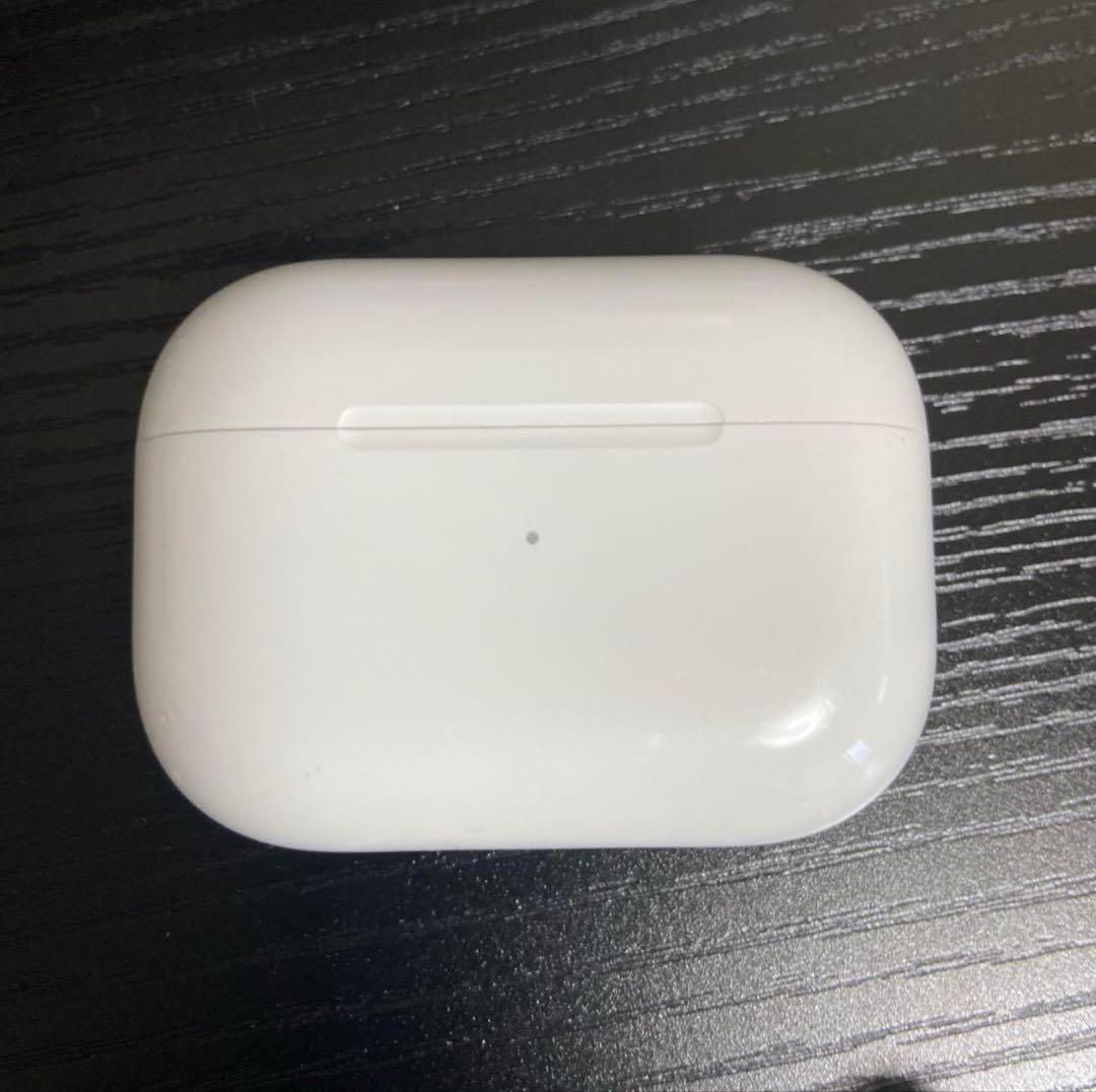 Apple AirPods Pro ホワイト 充電ケース付き