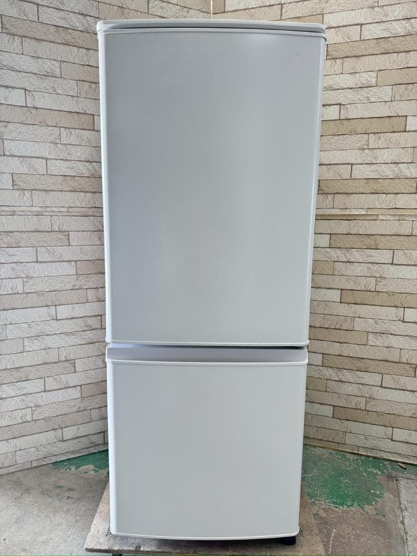 大阪送料無料★3か月保障付★冷蔵庫★2023年★MR-P15H-W★SR-156