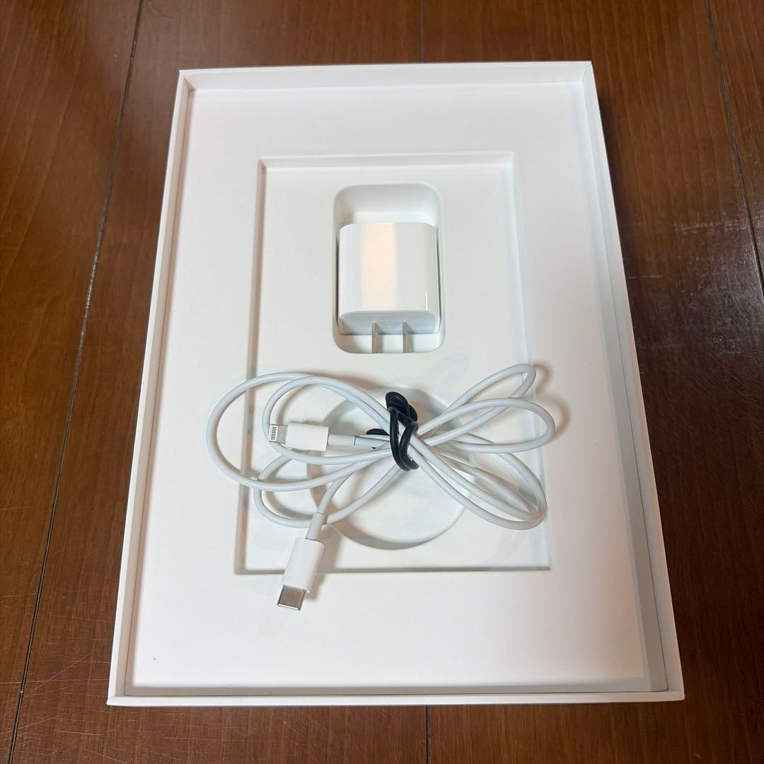 iPad 第9世代 256GB スペースグレイ　Wi-Fiモデル その他2点