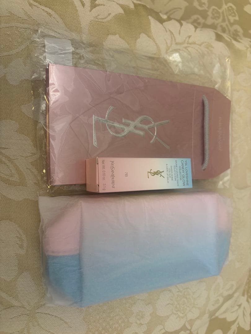 ポーチギフトセット　ラブシャイン キャンディ グロウ バーム 7B サンローラン