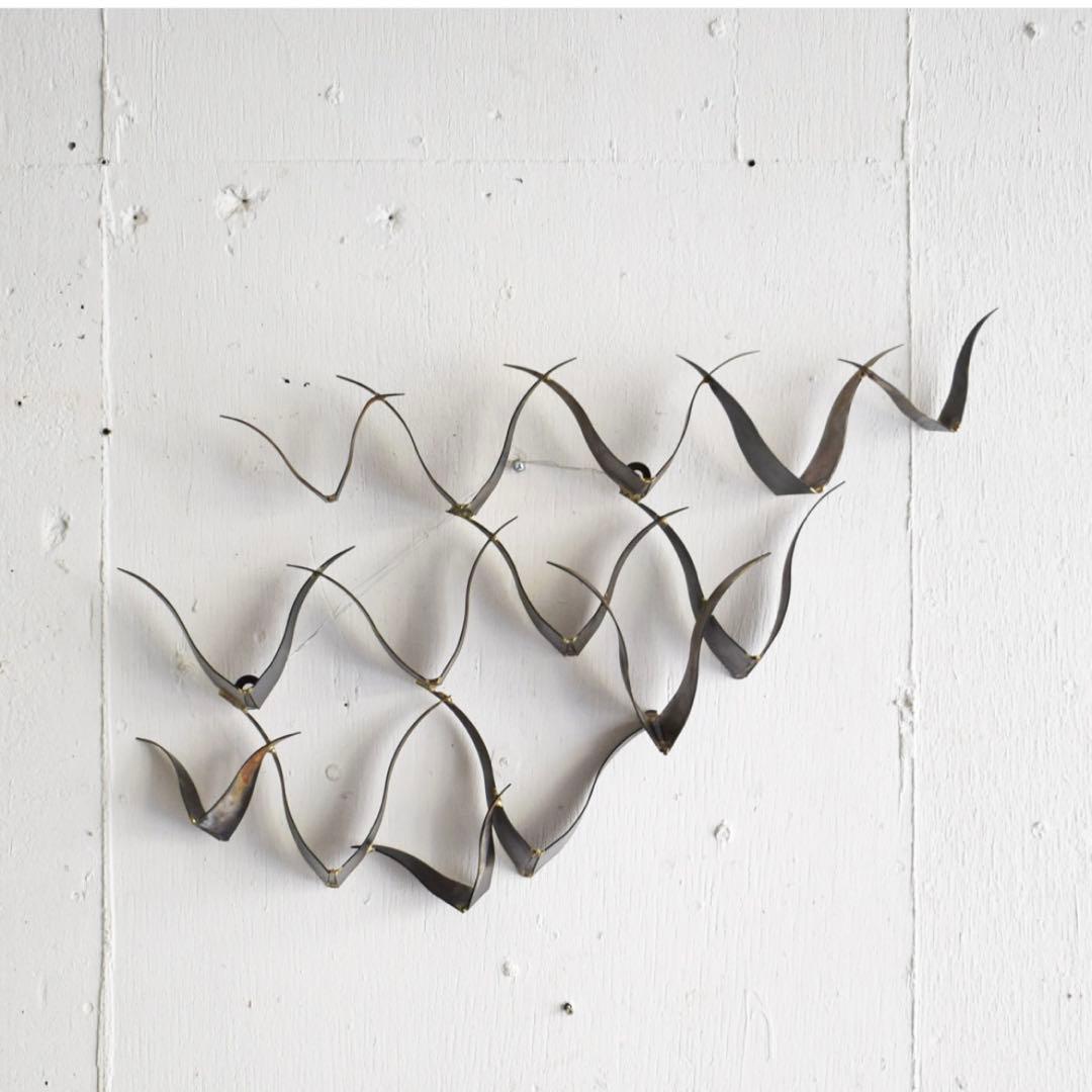 金属製の鳥のオブジェ　アンティーク　壁飾り