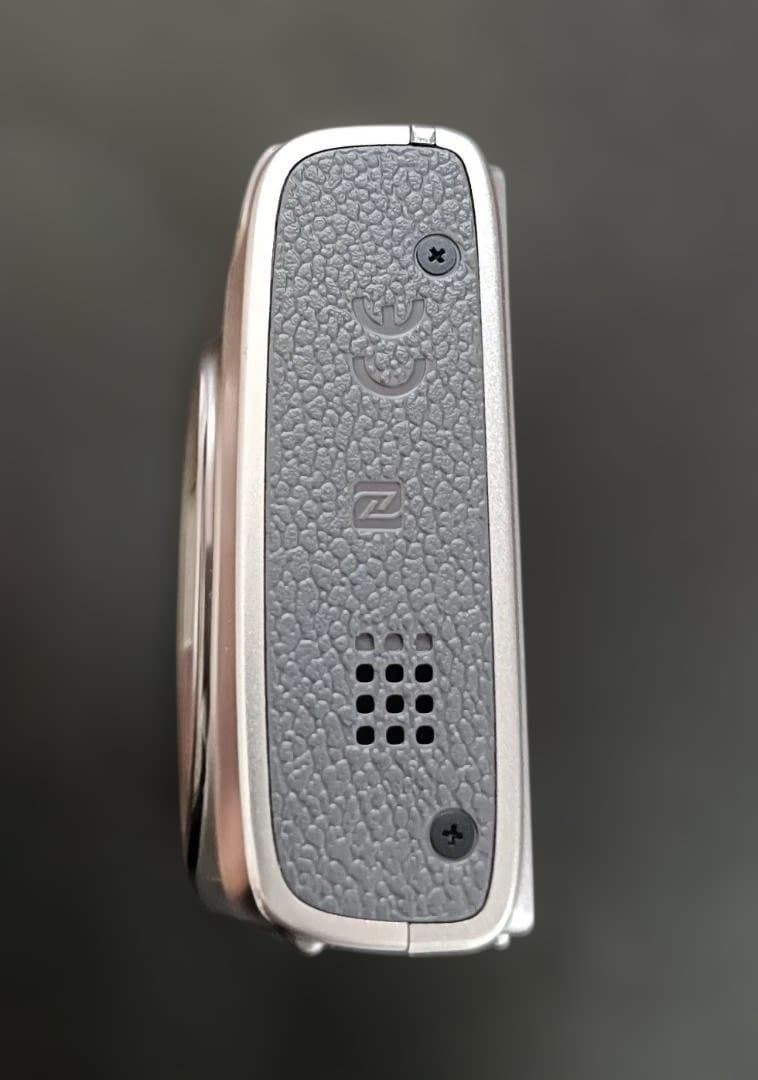 美品！CANON IXY650 デジタルカメラ