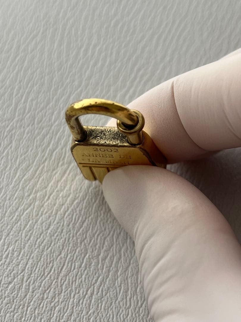 エルメス 2002年限定 ANNEE DE LA MAIN チャーム