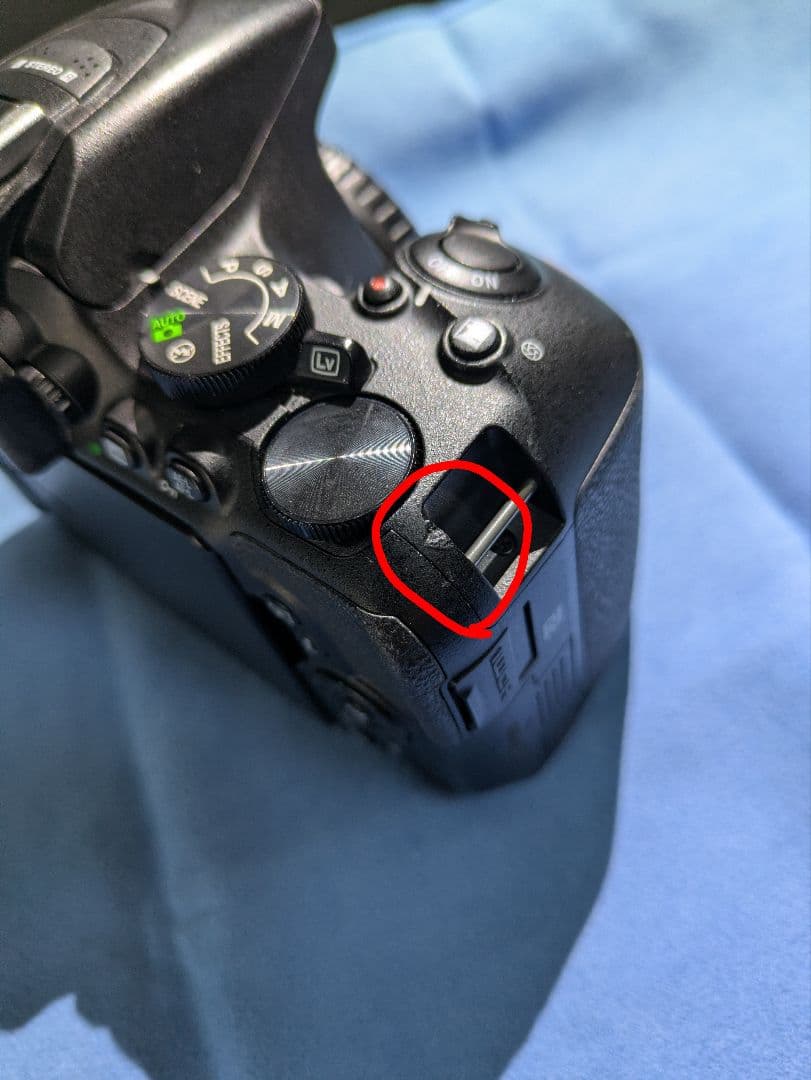 Nikon　D5600 ＋レンズ　　　　　　　　　　　　ショット数15,751回