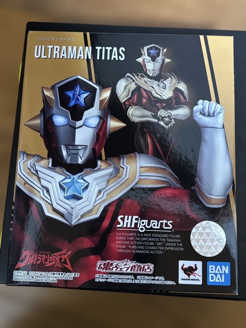カ*ム様 SHFiguarts ULTRAMAN TITAS フィギュア