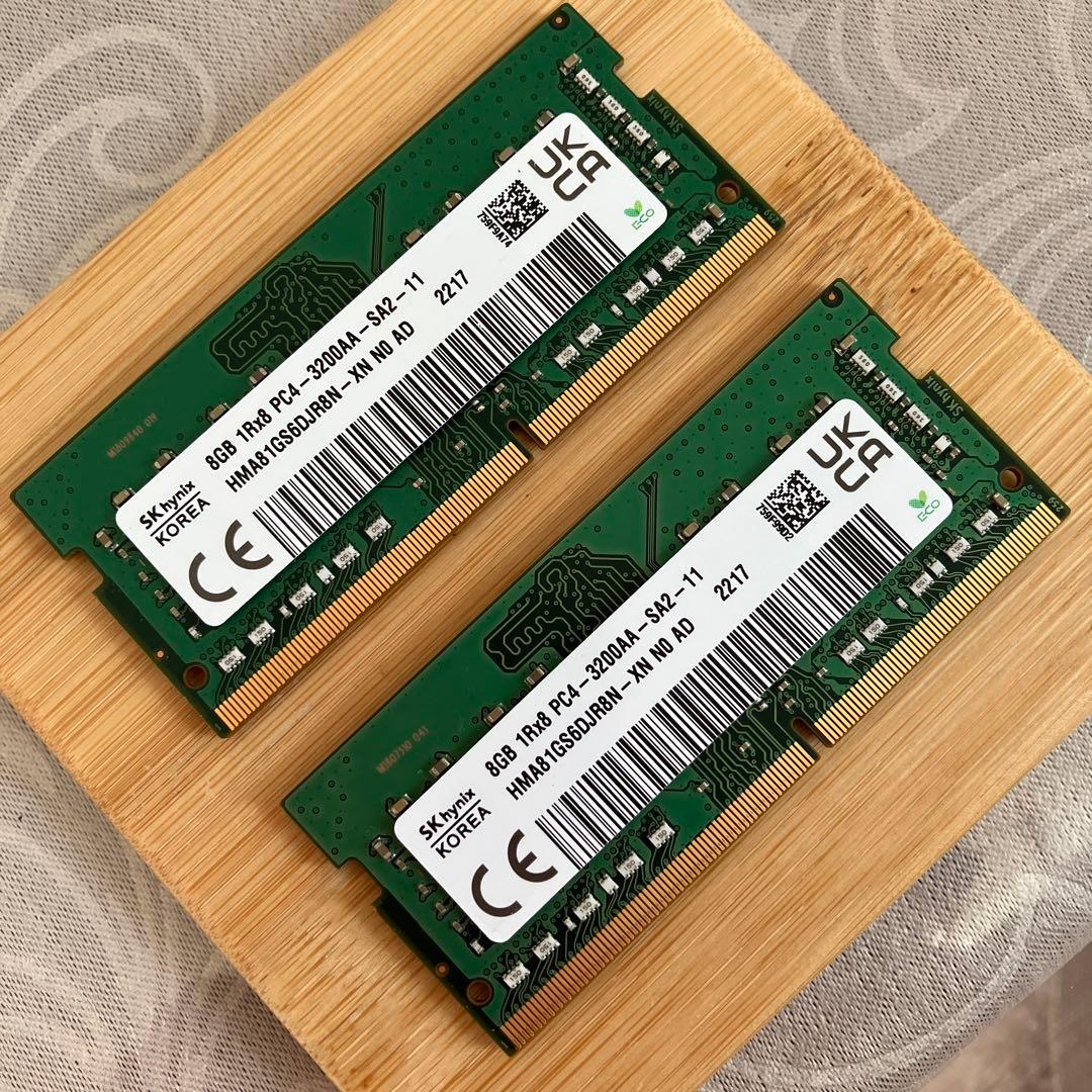 SKhynix製DDR4 8GBメモリ2枚　計16GB、PC4-3200AA規格