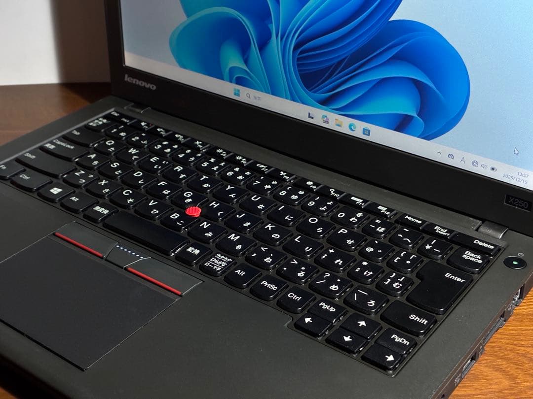Windowsノート本体 Lenovo ThinkPad X250