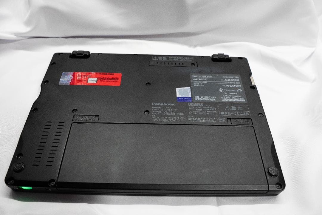 Panasonic Let's note CF-RZ8 ストアモデル