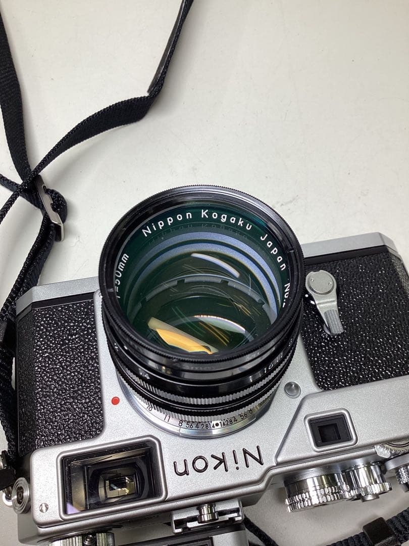 0*5様 Nikon 一眼レフカメラ シルバー 標準レンズ