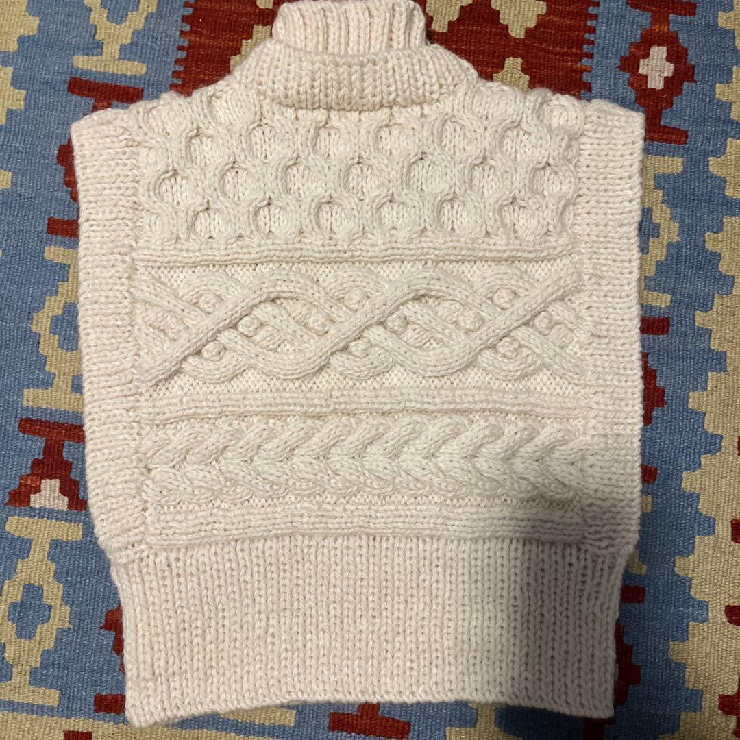 アラン模様　ニット　ベスト　ジレ　手編み