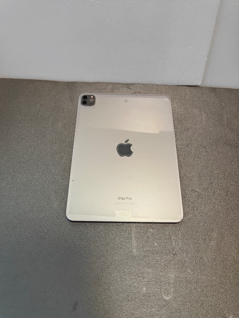 iPad Pro 11インチ 第4世代 128GB SmartKeyboard