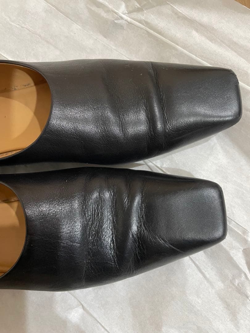 THE ROW スクエアトゥパンプス