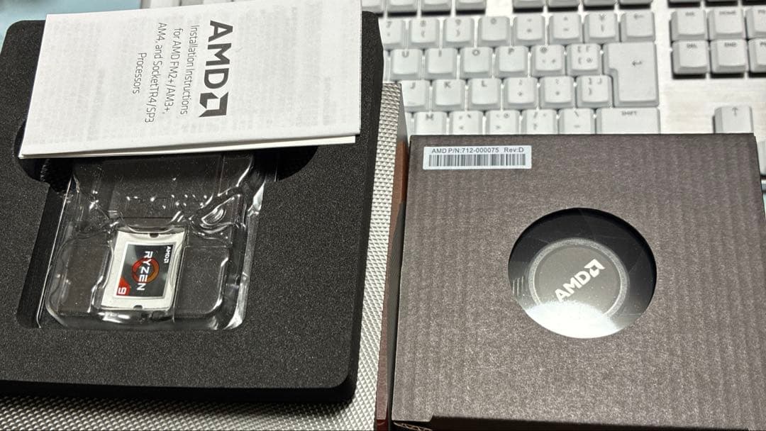 Ryzen9 3900X/X570/DDR4 32GB/簡易水冷クーラー