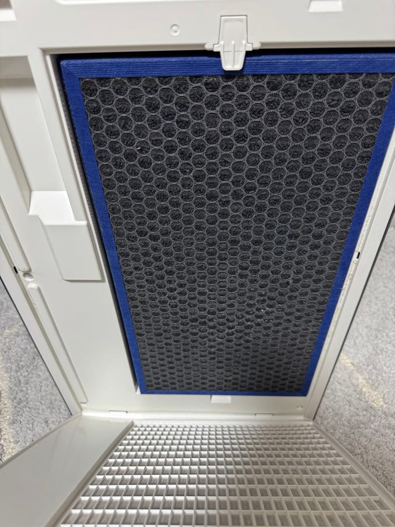 シャープ加湿空気清浄機 2022年製 KI-PX70-W