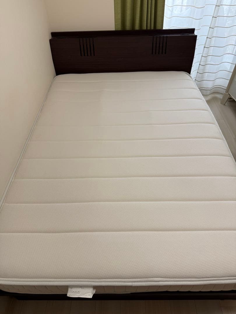 跳ね上げ式ドリームベッド　ダブルベッド(希望があればニトリマットレスも)