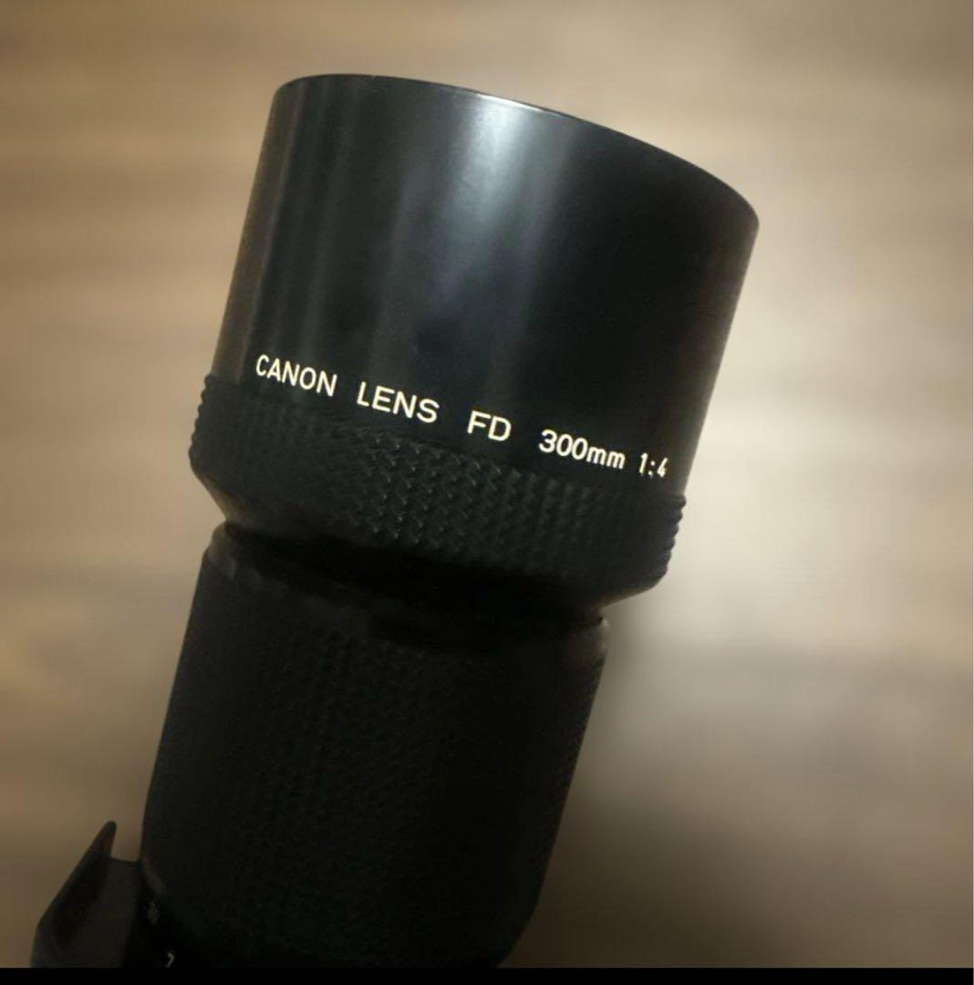 アルミ製カメラケース、カメラ、レンズ、その他装着品セット