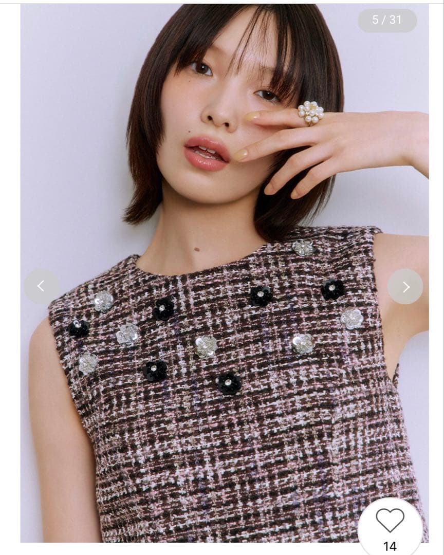 新作新品タグ付き　リリーブラウン♡ ツイードビジューAラインミニワンピース