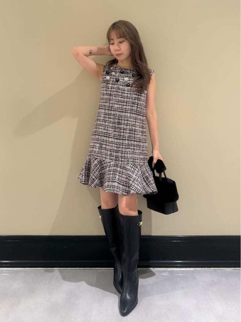 新作新品タグ付き　リリーブラウン♡ ツイードビジューAラインミニワンピース