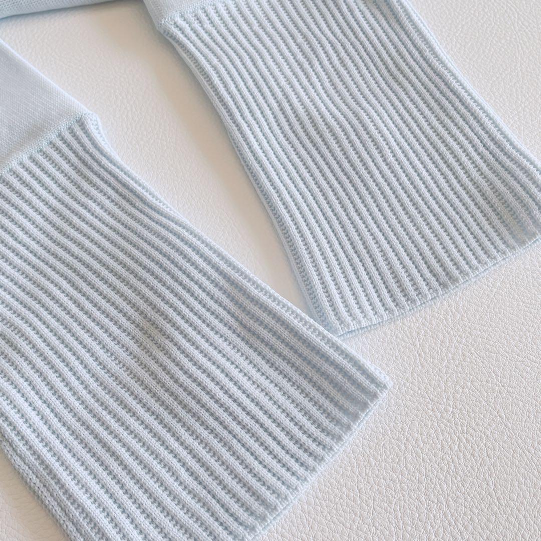 23年モデル✨美品✨プリーツプリーズ　ハイネック　クロップド　長袖