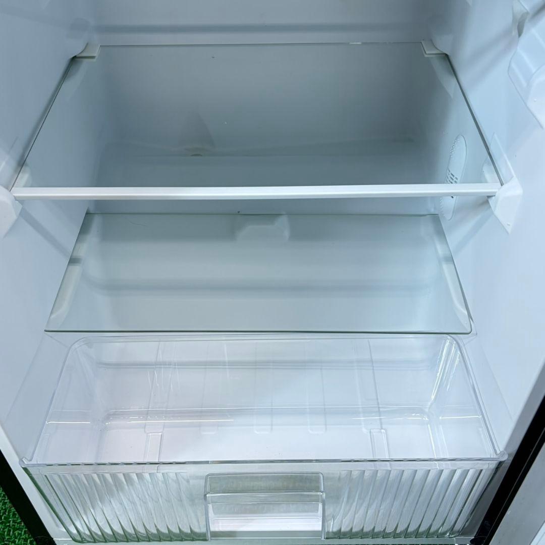 740 単身用　2025年製　冷蔵庫　132L　小型　一人暮らし　右開き　2ドア