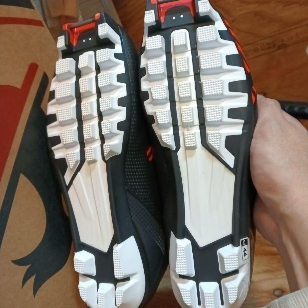 クロスカントリースキーブーツ　ROSSIGNOL CLASSIC X10