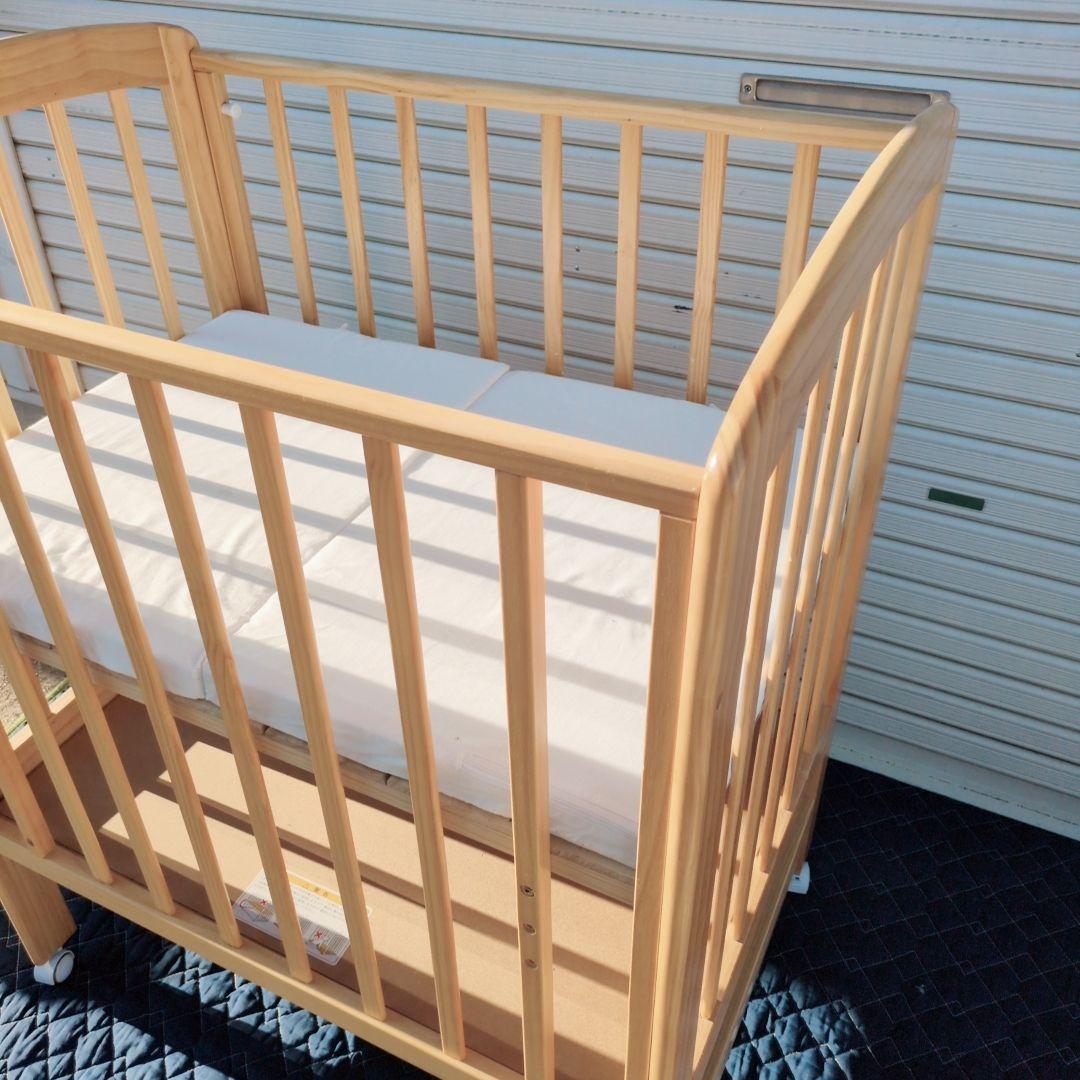 カトージ　ベビーベッド　 ハイポジションミニベッド　アーチ