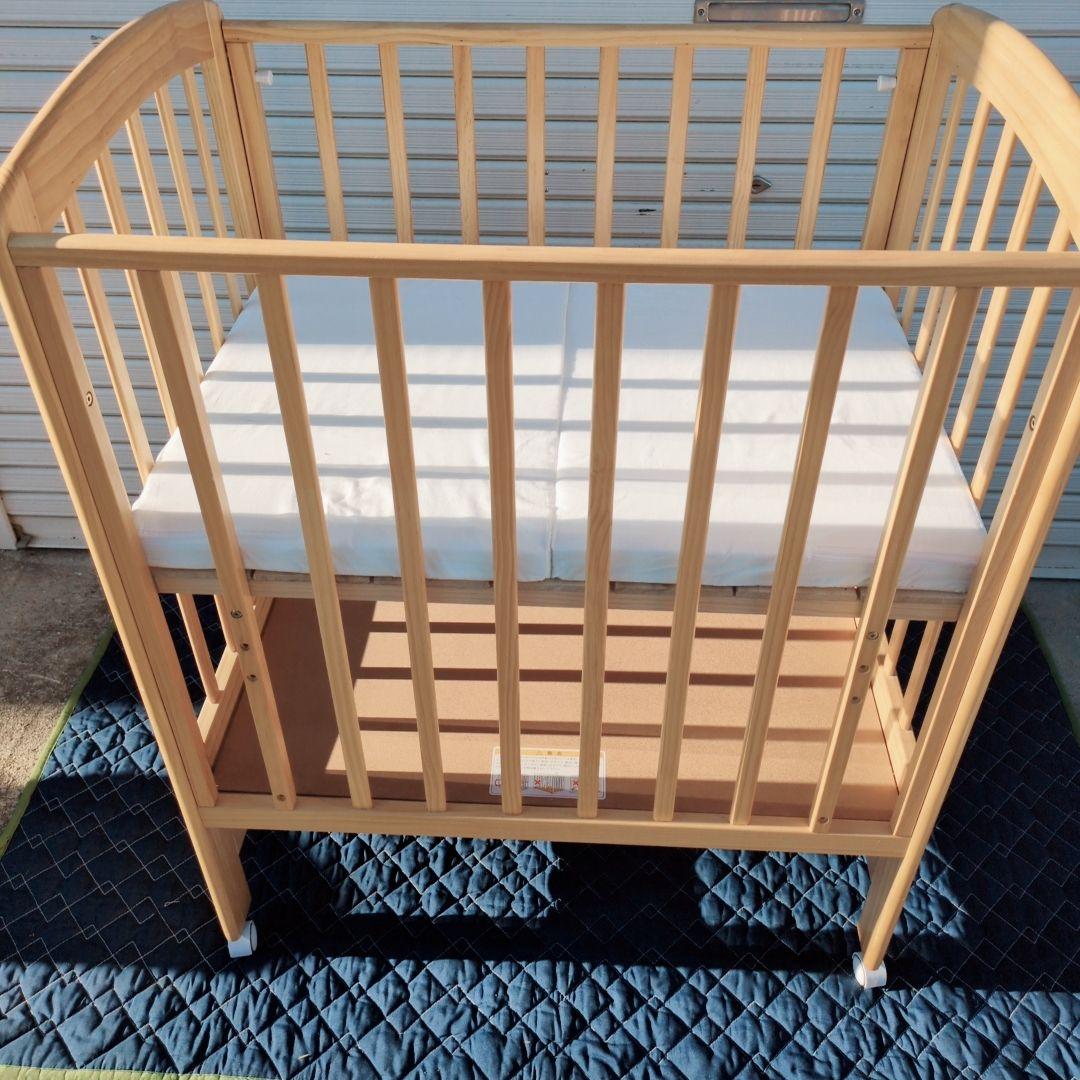 カトージ　ベビーベッド　 ハイポジションミニベッド　アーチ