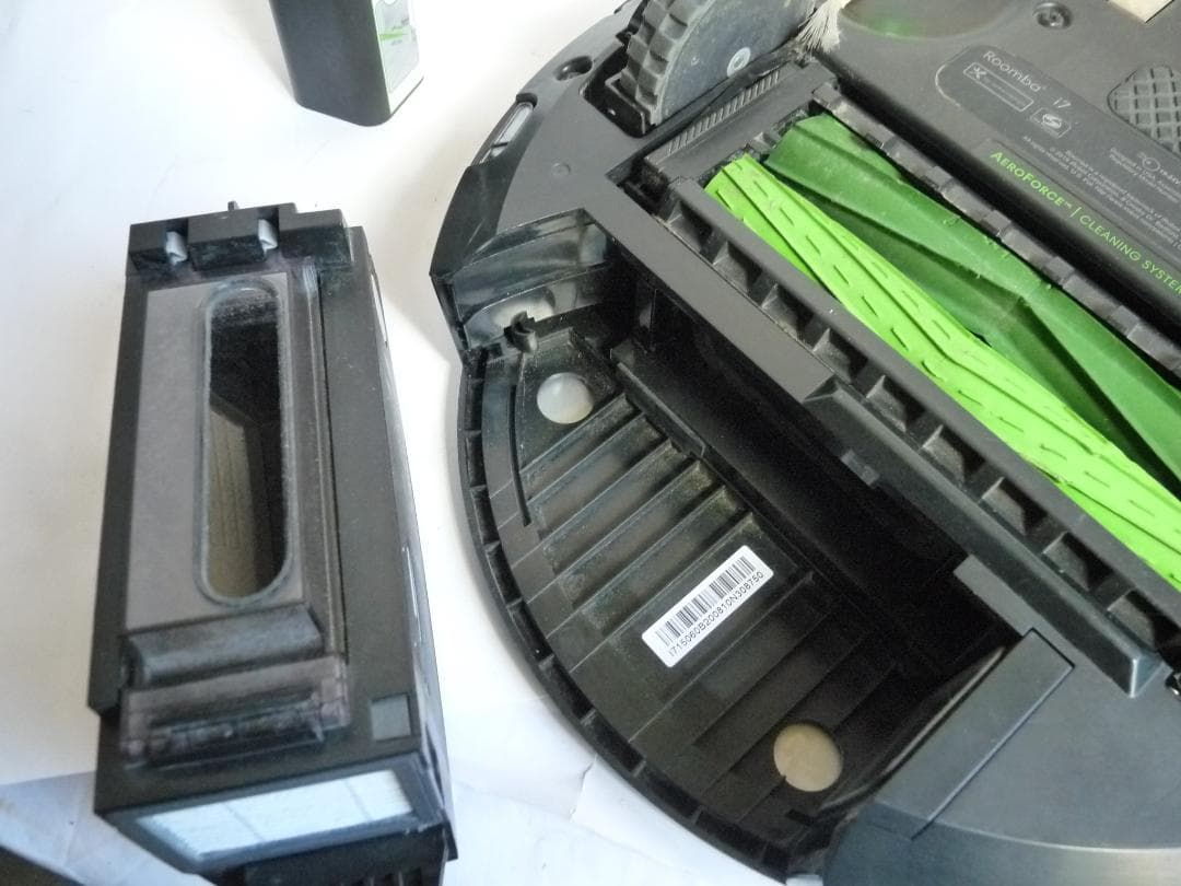 iRobot Roomba i7 ロボット掃除機 本体 ブラック