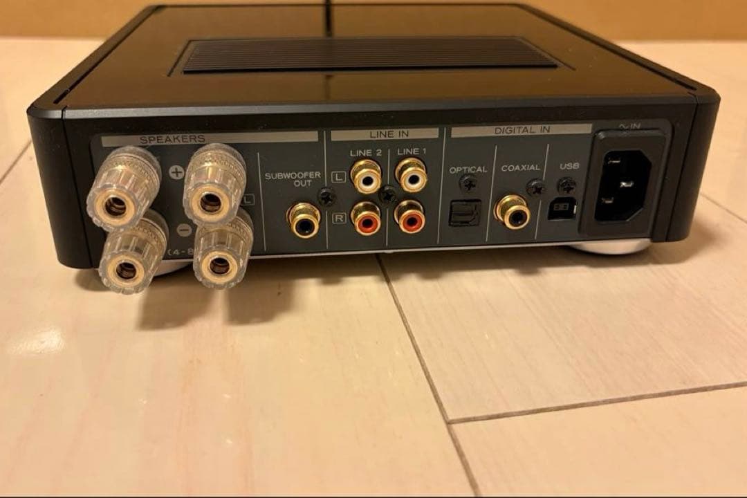 D/Aコンバーター内蔵ステレオアンプ「TEAC A-H01」