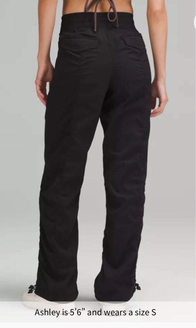 Dance Studio リラックスフィット ミッドライズカーゴパンツ アジア