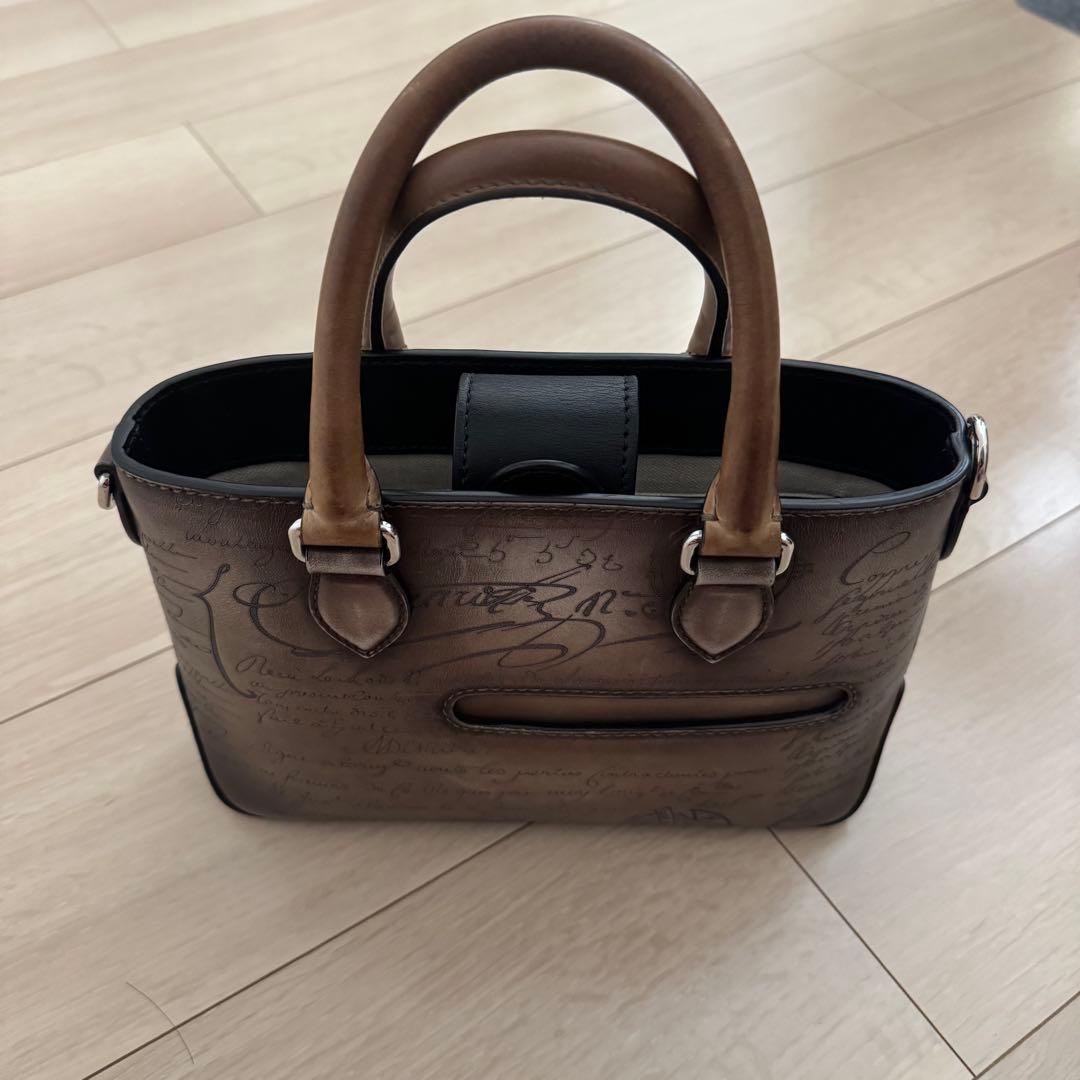 【格安美品】早い者勝ち！！ベルルッティ　トゥジュール ガリバー スクリットレザー