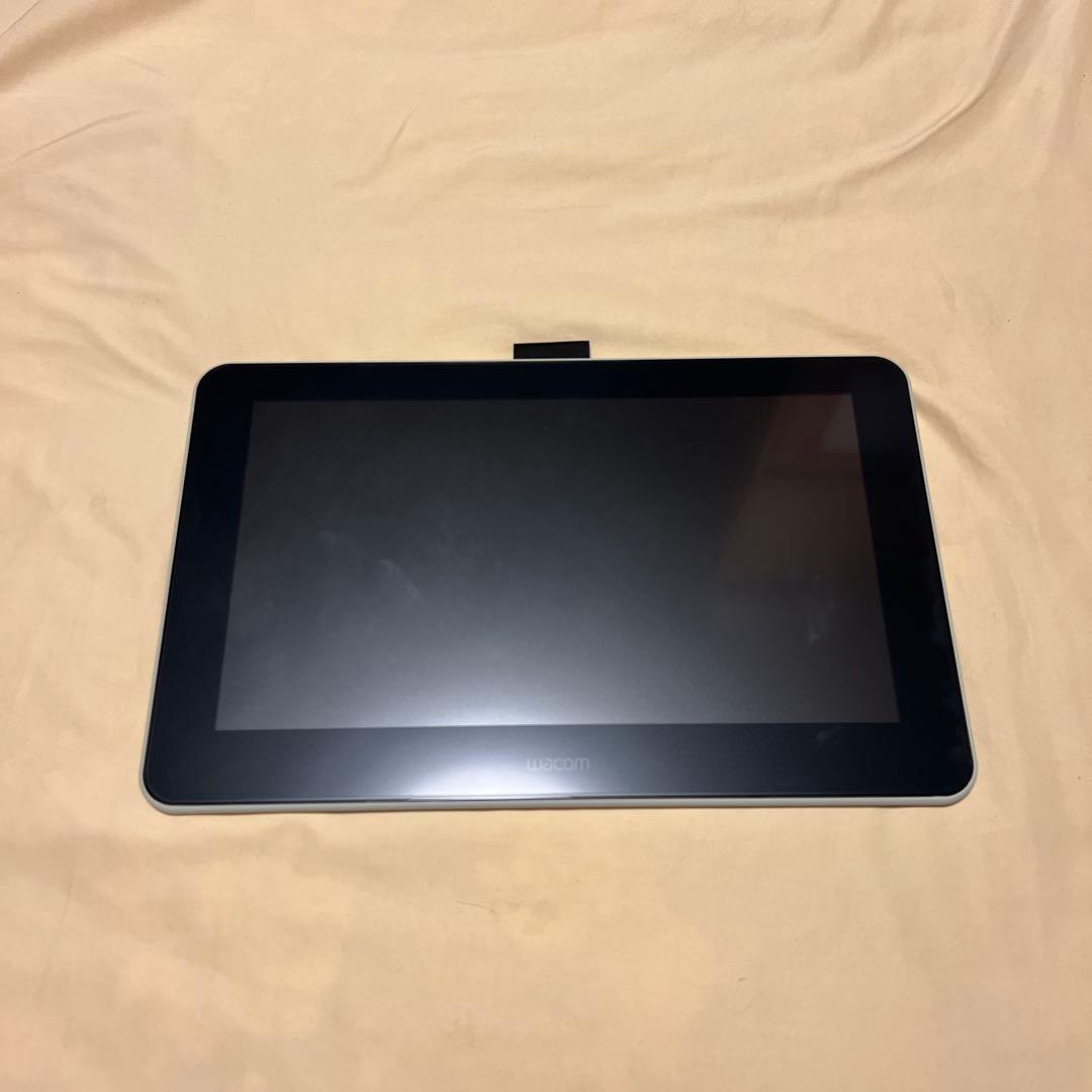 wacom one 液晶ペンタブレット13.3型　DTC133