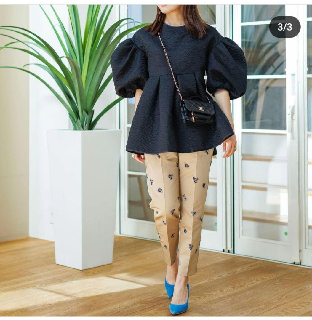 Blueleaブルレア　シルキージャガードブラウス　ブラック