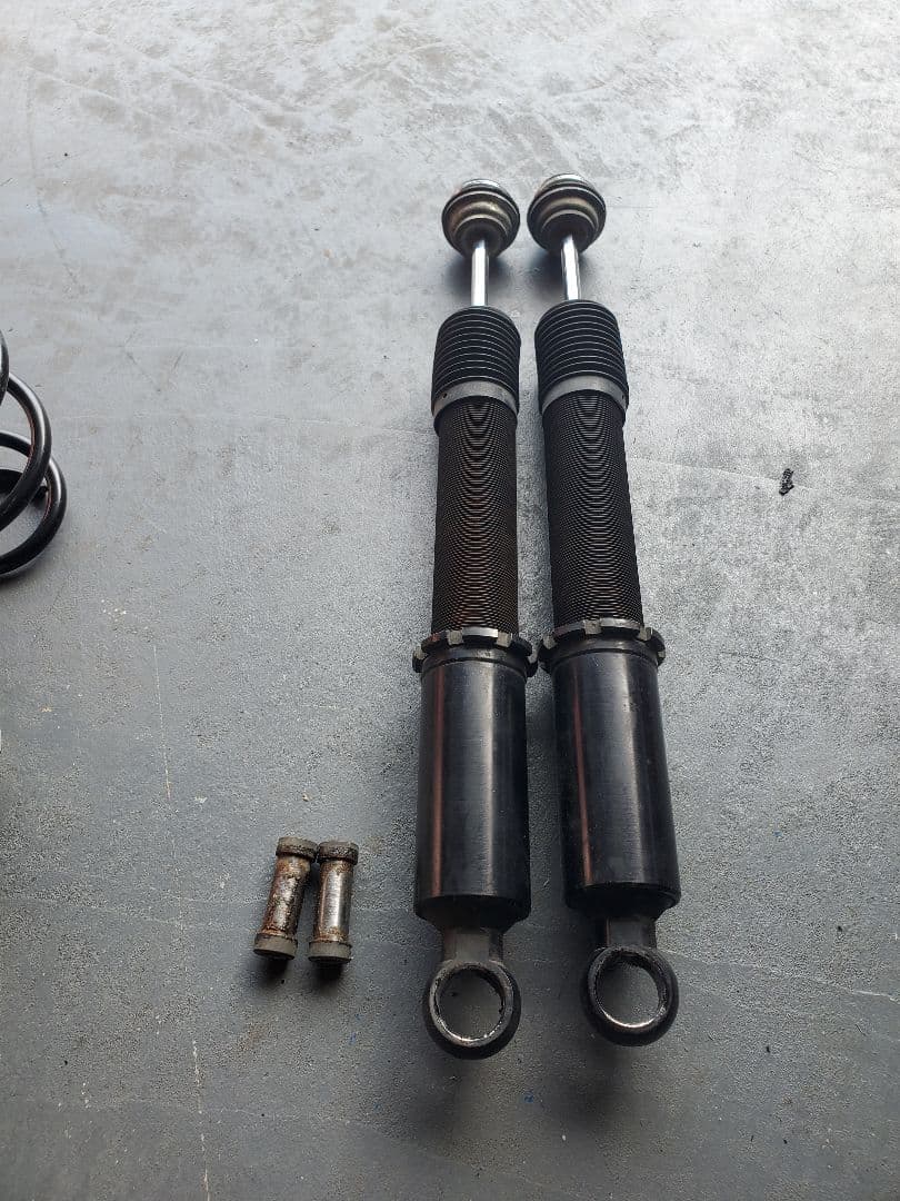 30プリウス ファイナルコネクション 車高調