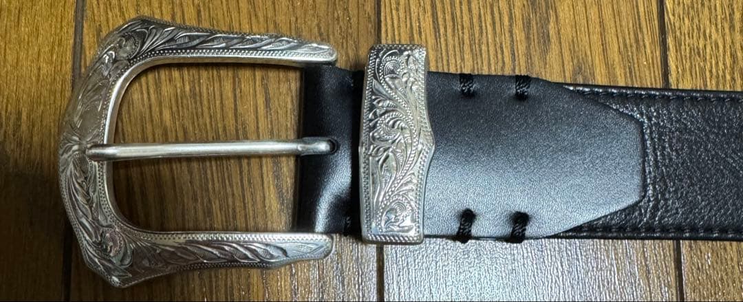 TOGA ARCHIVES メタルレザーベルト