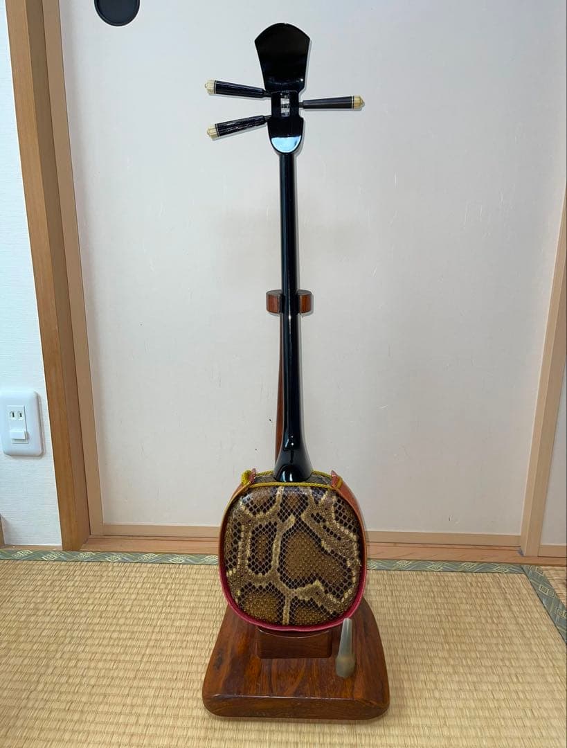 三線　三線たて　小物類　付き《お値下げしました》