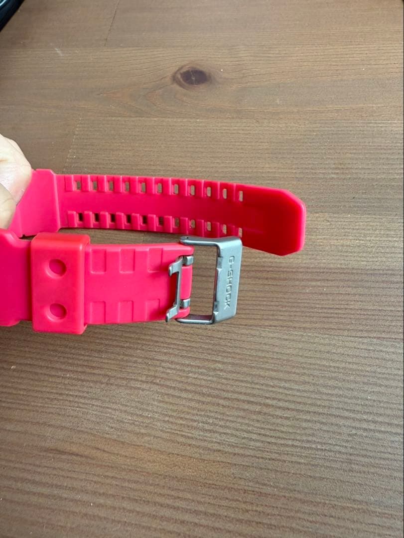 廃盤レアカラーCASIO G-SHOCK GLS-5500MM