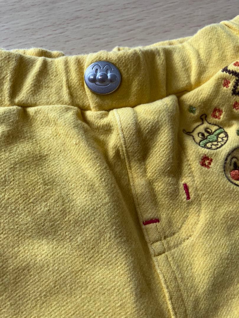 アンパンマン キッズ服　90 100 アウター　ズボン　帽子