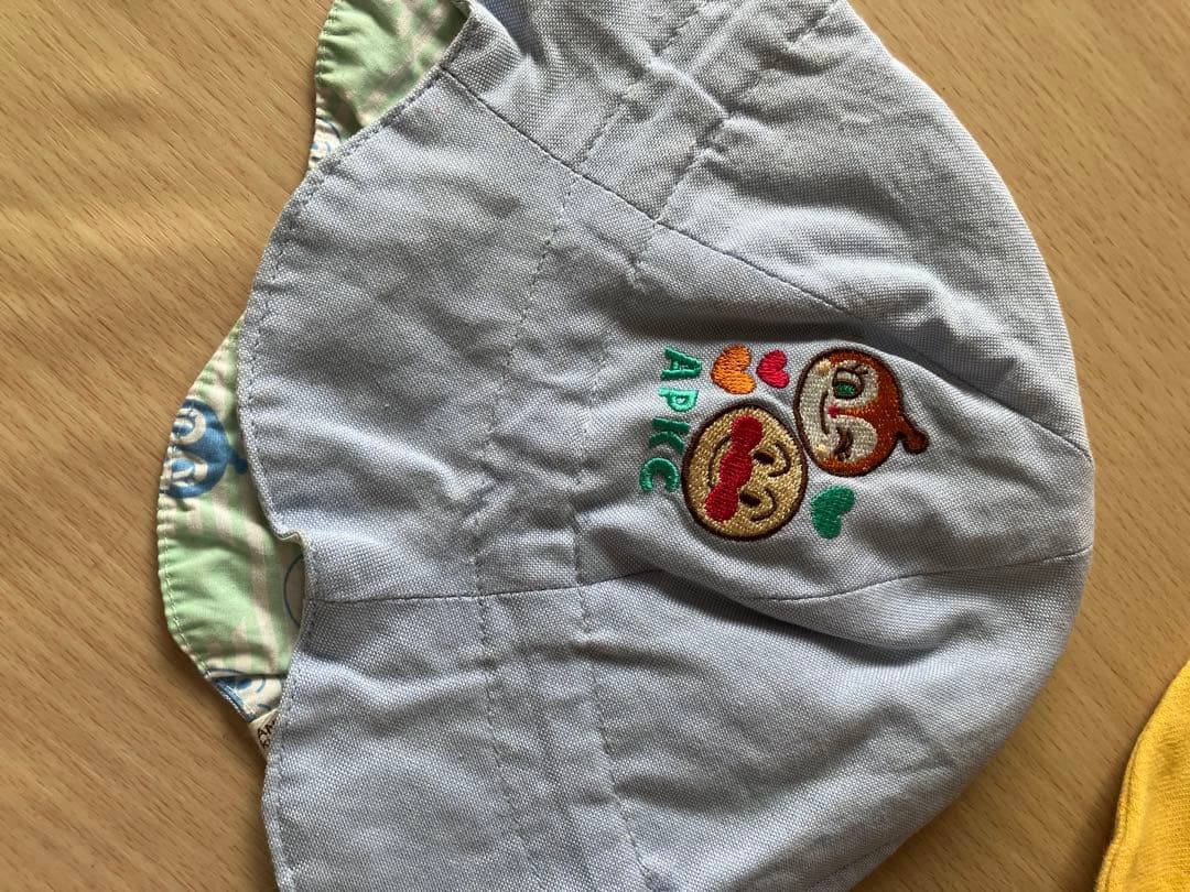 アンパンマン キッズ服　90 100 アウター　ズボン　帽子