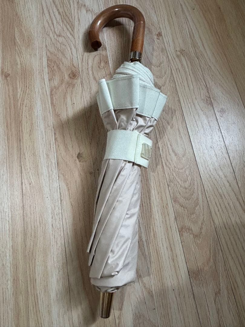 【アシーナニューヨーク】　晴雨兼用　日傘　遮光99%